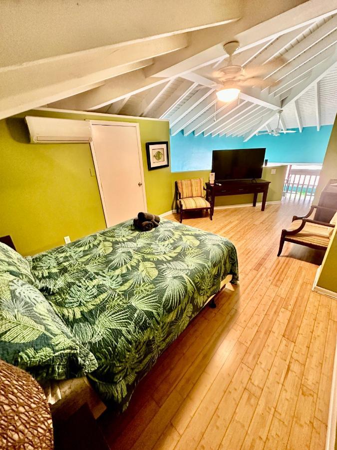 East End Harbor View 2Bed 1Bath Loft In Downtown Red Hook!别墅 外观 照片
